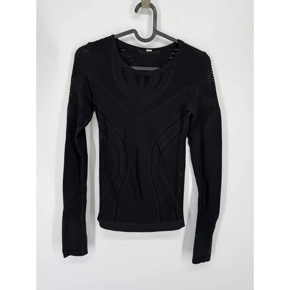 Alo Yoga Long Sleeve Top Women Small Black Seamless Perforated Thumbhole W5537R